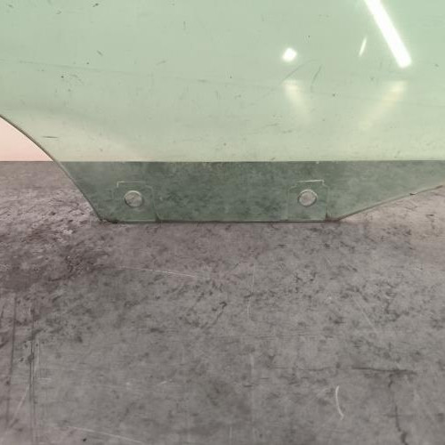 111945761-e149c990-c60b-485b-abff-bfe44fac1a0e-Piece-Vitre-arriere-droit-9676910380-CITROEN-C4-GRAND-PICASSO-2-PHASE-1-cbce71ba51d34c030365ed0d7b5faab0be27ff4619035277cbcf8eadf4e7fb9b_m.jpg