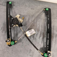 111946406-7b0439b0-a10c-4beb-a784-9bf55da836a2-Piece-Leve-vitre-electrique-avant-droit-9826076280-CITROEN-C4-GRAND-PICASSO-2-PHASE-1-132506a62a8ba5038322c6a5b77f22da22d1d5ac6fd92ab0568dc132e147a9ca_m.jpg