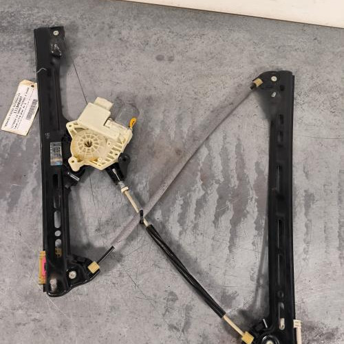 Leve vitre electrique avant gauche