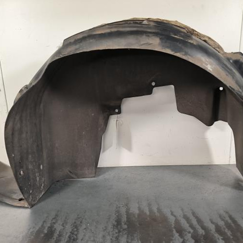 Pare boue arriere droit