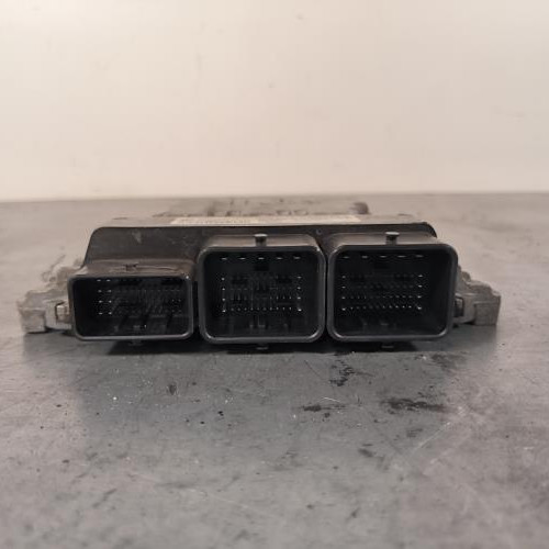 111946742-29195451-8b7c-4467-b29f-173e03fd0058-Piece-Calculateur-moteur-1610104480-CITROEN-C4-GRAND-PICASSO-2-PHASE-1-5aa232db089394e65a1bd455bac93459a18889ecb77097fc43a6adb17667ff8c_m.jpg