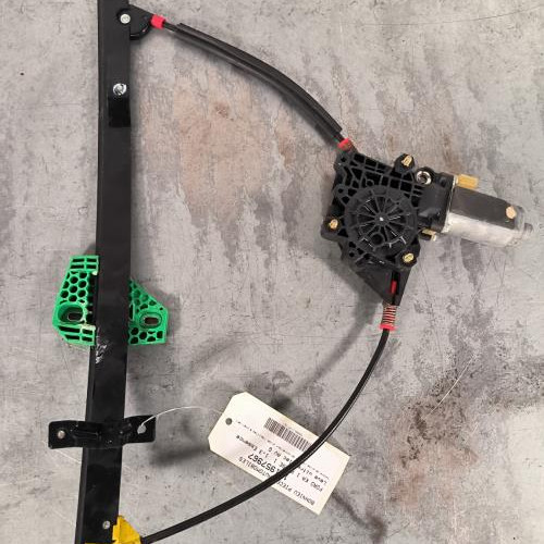 111957967-ae8467f8-528c-4664-8f30-50cd912882ea-Piece-Leve-vitre-electrique-avant-gauche-0130821682-FORD-KA-1-PHASE-1-2dfa655acd8b0052d012b42012f8d8ad09b37e13defabde90aa796d8fc62f83b_m.jpg