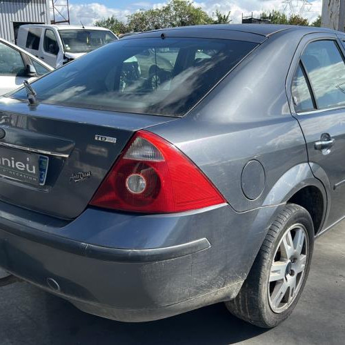 Vehicule-FORD-MONDEO%25202-2005-e825b70eb166f3013bb915a8a380598a85d1c30a4c7e14b1486be12e1926029a_m.jpg
