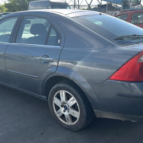 Vehicule-FORD-MONDEO%25202-2005-2853e9257ba29b1c5a80d85323cd8c80d98f92e93dd381a2f894151034c43ac2_m.jpg