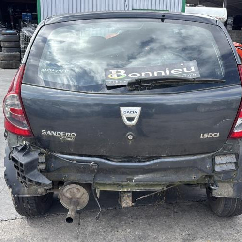 Vehicule-DACIA-SANDERO%25201-2009-252163988e551875c78564c38744bef316857a5ea973a519dd60cdcd941a5cb5_m.jpg
