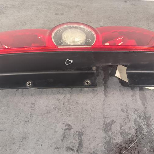 112020670-90958387-c6bb-4c54-b643-91afbe67cb91-Piece-Feu-arriere-principal-droit-feux-51810673-FIAT-DOBLO-2-PHASE-1-5ce0433b8a9f2b3e77757f290b211c8b516b3d4f550b360fb3ea0ce4152310bc_m.jpg