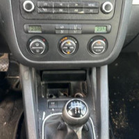 Vehicule-VOLKSWAGEN-GOLF-5-2006-e33db2b74440eede762b234f6f99fa74de94f4da6902ca4fa0064180119de72b_mtn.jpg