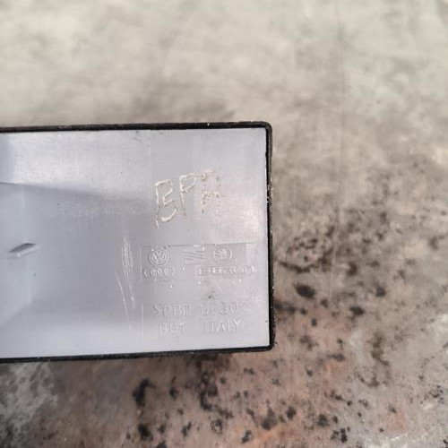 112146614-ee3c9038-5864-4083-a1de-3fe1b764d4c4-Piece-Interrupteur-de-leve-vitre-avant-gauche-1K4959857CREH-VOLKSWAGEN-GOLF-5-86317f3a57a40d67cc6fd8d3e7d65d34f4b892375886c72cc241c1fea069bb4b_m.jpg