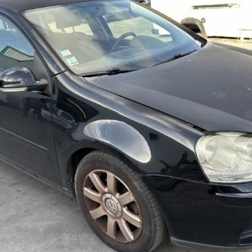 Vehicule-VOLKSWAGEN-GOLF-5-2006-92459441ba065df865f70b3b385048aa8d4653c6e4fb6334a5d64b65c4fd8dd9_mtn.jpg