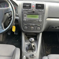 Vehicule-VOLKSWAGEN-GOLF-5-2006-58a00c60c3097902c409991a9184e18fa213a9939087fd8a4744a87cd266ee3f_mtn.jpg
