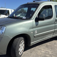 Vehicule-PEUGEOT-PARTNER%25201%2520PHASE%25202-2006-400dfe99e7162e24302ce7d6068d54c27b4bbc59ede56494936039404c0bbfe4_m.jpg