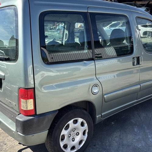 Vehicule-PEUGEOT-PARTNER%25201%2520PHASE%25202-2006-390e2c98643e0c01b0f4505753bde1a0c7178282a4e7473057317fbfca05f20b_m.jpg