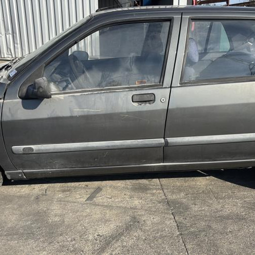 Vehicule-RENAULT-CLIO%25201%2520PHASE%25202-1995-c85a9469fd64267ec30c88eeae1fa034d4a8e18a763fcf80679d2a3592814c6f_m.jpg