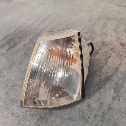 112269084-622eaf00-ee98-4d69-83e0-14cb84969661-Piece-Repetiteur-clignotant-avant-droit-Feux-7700822136-RENAULT-CLIO-1-PHASE-2-b541126c9ccaa807f5fef42bdb878cfa9b85f4b8534c876d53ebc9670cc11fe3_m.jpg