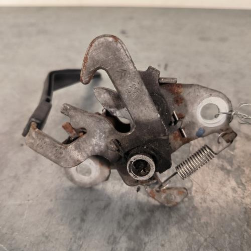 112280667-c38b616c-a8cf-49c8-bdc5-a10f5bf5a3f8-Piece-Fermeture-de-capot-0000793467-CITROEN-C3-PLURIEL-PHASE-1-CABRIOLET-c567822522dcd983810c35bae85c38ef3c03568b3485f5e48a5d524e60cc671e_m.jpg