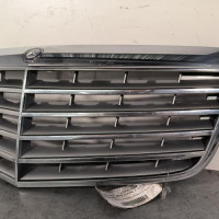 112331880-f0e090df-c729-467e-99bd-72f15c5036ec-Piece-Calandre-21188016837135-MERCEDES-BENZ-E-200-4699884c5be31da43f332da369602fee7f3ffe189a4faccfe4b0594a550b823b_m.jpg
