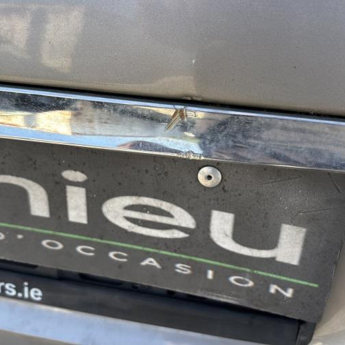 Vehicule-MERCEDES%2520BENZ-E%2520200-2008-86be049684b43f9a43c4813b902a3cf30c82570e3dfc87b618e2513a4179b499_m.jpg