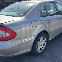 Vehicule-MERCEDES%2520BENZ-E%2520200-2008-9270e4b4ac18e59f4870795a1b3aa6dde8d30d54770985ebe60ceaf5a31c5f71_m.jpg