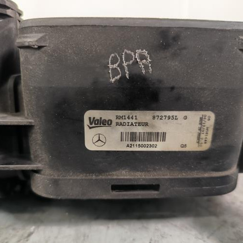 112334907-7822fc87-c118-435b-ab40-b47d474345ac-Piece-Radiateur-eau-2115002302-MERCEDES-BENZ-E-200-03c69e799a7e8142a603074b049844ce110c2c5d1dbba0047f1fd3b75b295fe5_m.jpg