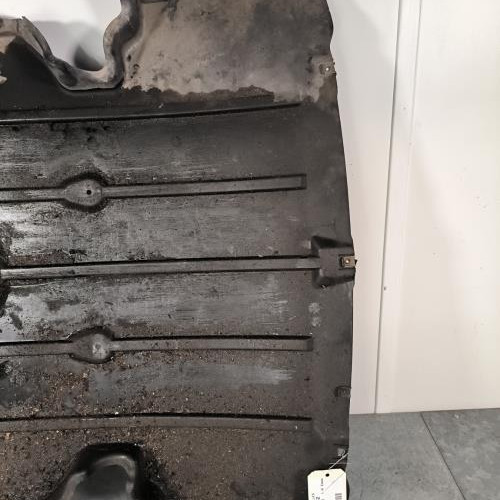 112451282-3aaf0c0f-1f4d-4af4-b5bf-9f9c474f2126-Piece-Cache-sous-moteur-51757129318-BMW-SERIE-1-E87-PHASE-1-7d17552d2f824ec2cb01d61c8c9a517973592b751bb7a4dc1b2f9c8fb68e1751_m.jpg