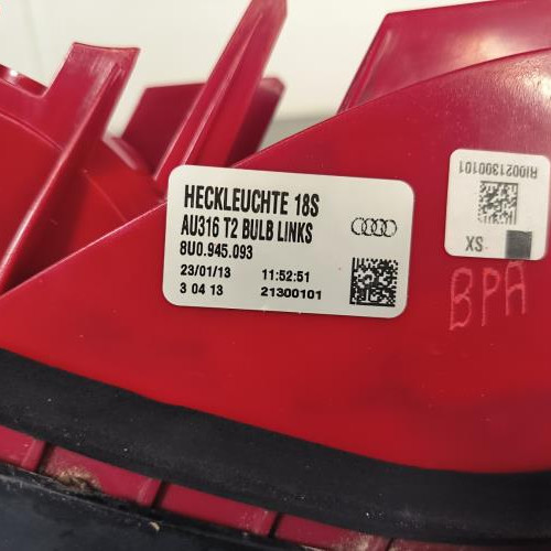 112634377-7ff5dda7-1ebf-4d48-928e-9ba09fe67118-Piece-Feu-arriere-principal-gauche-feux-8U0945093-AUDI-Q3-1-PHASE-1-6f2e6c16b1b46570528ef784971e1ad7807b237174f1c21ac6a76c8acb527205_m.jpg
