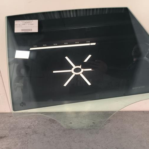 Vitre arriere gauche