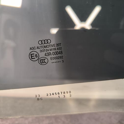112634411-f9e74cc8-9be3-4948-ae7b-b992b8d3f032-Piece-Vitre-arriere-gauche-8U0845205F-AUDI-Q3-1-PHASE-1-cd929f3a1610b0bc4401ce6e21caf688e69a404b8098937de1d25c94da3d2feb_m.jpg
