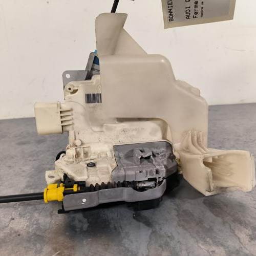 112634997-3b569729-b382-464c-80f9-ef52d39012d2-Piece-Fermeture-centralisee-avant-gauche-8J1837015A-AUDI-Q3-1-PHASE-1-b18d13c8d9e54942205ac6d10d2e39f385b93715b97382d0b62ed49a4a0243fa_m.jpg