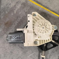 112635003-6c434601-4fcc-4fba-ad0e-ba12e6a3dede-Piece-Leve-vitre-electrique-avant-droit-8U0837462-AUDI-Q3-1-PHASE-1-d32957708d814f3095f5eb6b62fe01544a2715b549a3a884993fb416b1da683f_m.jpg