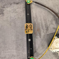 112635003-dd06fc65-fe78-4626-882e-50eaa2b5cfda-Piece-Leve-vitre-electrique-avant-droit-8U0837462-AUDI-Q3-1-PHASE-1-bddb38860cca92dded62a7276de6e6220b814c41837d9dcd1d3f638167e736fc_m.jpg