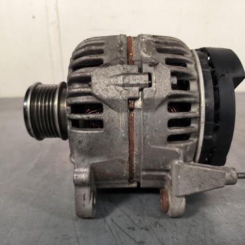 112635400-cf57a595-8a07-490a-b018-5e085e9045ba-Piece-Alternateur-03L903023-AUDI-Q3-1-PHASE-1-2bb6abd60f74dc04110f860de9fb0d75a1ee93f4074613f82f8b5f2627ee147a_m.jpg