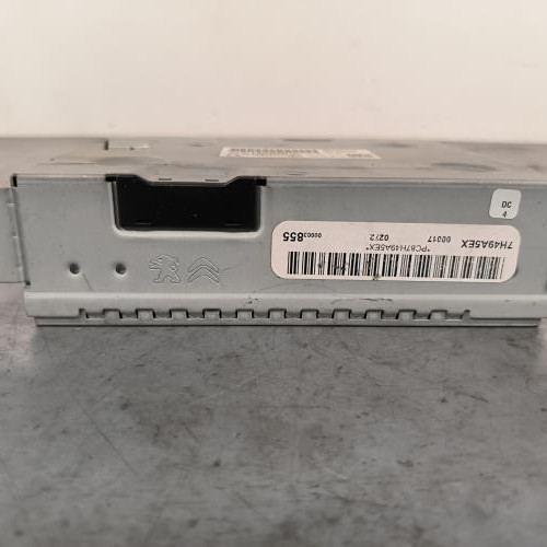 112700677-74b01049-4f75-4c2d-987c-9c297af00d6e-Piece-Autoradio-dorigine-9821908880-PEUGEOT-2008-1-PHASE-1-3dfd4df97591ab14778c38e9f42b3e13b656e2e16ce93a4f245b89f92551dfe8_m.jpg