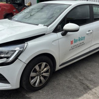 Vehicule-RENAULT-CLIO%25205-2020-75ea177f3f92afecc17844d23c2f6707b6079f34c7ed47959270895b96e7a1f3_m.jpg