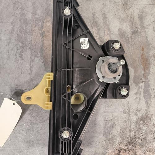 Leve vitre mecanique arriere droit