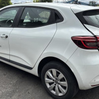 Vehicule-RENAULT-CLIO%25205-2020-0f51cb0d62f5c1ca75d1ed2909b8f120683a7bc4fc2360f45d7e54242d82b5e0_m.jpg