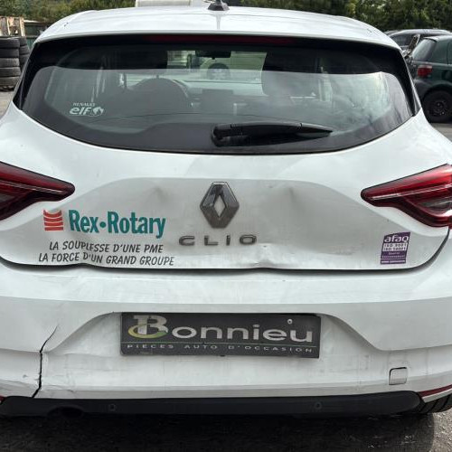 Vehicule-RENAULT-CLIO%25205-2020-136fa33b8500527d3c0a614799eb57eb352187468723c7727236a62c2df963cf_m.jpg