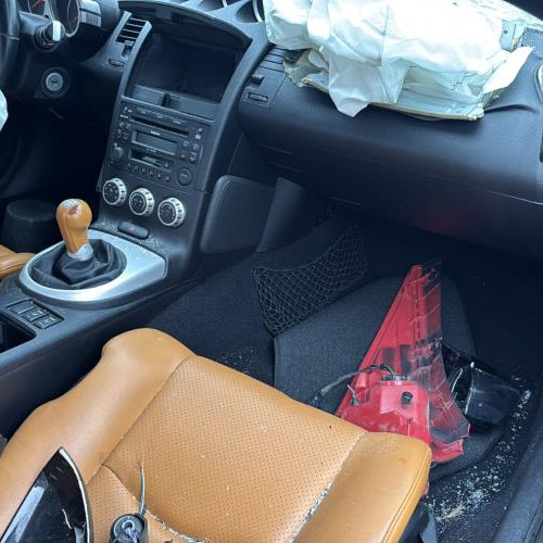 Vehicule-NISSAN-350%2520Z%2520COUPE-2007-76294523ec96356f7eeaa18d099a5f4d8210a8ce338fde11af86f97b2d7e91ce_m.jpg