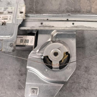 112885778-2a536581-a050-4fd9-b6da-5a772d7a0aa4-Piece-Leve-vitre-electrique-avant-droit-9222EQ-PEUGEOT-PARTNER-2-PHASE-1-d62c72a4062468d6c3e27f10c60e37e043c22c53f2633ca2ec125e6b6692ceeb_m.jpg