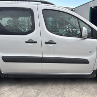 Vehicule-PEUGEOT-PARTNER%25202%2520PHASE%25201-2012-d90b9f8b0d8b38561cce06369f1491b2eb7de947fb2cb70de06dff1aa43ccc0d_m.jpg