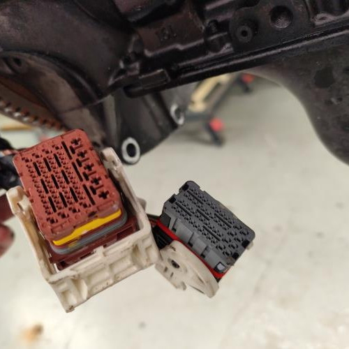 112886686-8ec15b95-b95a-4b23-a760-18e80b775b98-Piece-Moteur-0135SW-PEUGEOT-PARTNER-2-PHASE-1-63b8608f0aeb2002809fa18cc450a3291c5d0ab0154b4139ff265078892b7fd6_m.jpg
