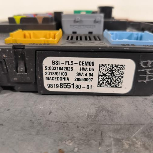 112893808-b87d7699-6fb1-4f37-8081-2483bfc8eb15-Piece-Boitier-BSI-9819855180-CITROEN-JUMPY-3-XS-8f51e663cf5afbd8bcb8dc92122f7489a743ac26f7735b0b13f04a5b7f43ad50_m.jpg