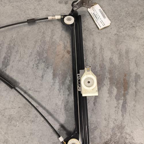 113088995-668c7cd3-b3d9-46c9-bb6c-f28dfa1e3ac2-Piece-Mecanisme-de-leve-vitre-electrique-avant-droit-51337165596-BMW-SERIE-1-E82-COUPE-4f4f492c29a0d4557abec00d18a146e0887ef4339a2b64e643b09712ead0a04b_m.jpg