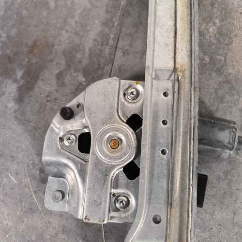 113161588-41af5a97-e659-4f0a-84d8-a453cb8a18a4-Piece-Leve-vitre-electrique-avant-gauche-9816402180-PEUGEOT-208-1-PHASE-2-b5abe564013a7a52eef9a509d8c98d37a8d17ae94f5423908d883ab17eaacf96_m.jpg