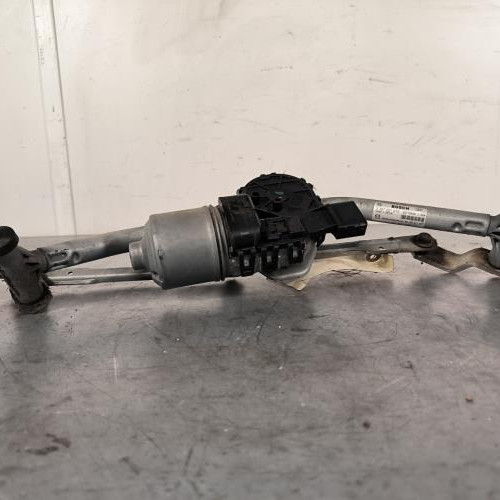 Moteur essuie glace avant