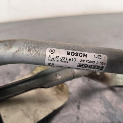 113161590-44e6edd2-7a66-4164-b0aa-d097b80297a6-Piece-Moteur-essuie-glace-avant-9815497780-PEUGEOT-208-1-PHASE-2-2a3eccca0b626c162d49bc8590d16dae0b271f272dbbafdbad7840a9066df020_m.jpg