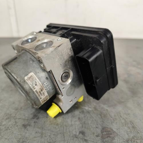 113161931-7aa18662-4e22-4fb8-82ce-ac1d2b3c4149-Piece-Bloc-ABS-freins-anti-blocage-1634856980-PEUGEOT-208-1-PHASE-2-d12272280b48621f3c5c8d343c1178fdf0381d2f17f0086f54b35a4c8e5e78d6_m.jpg