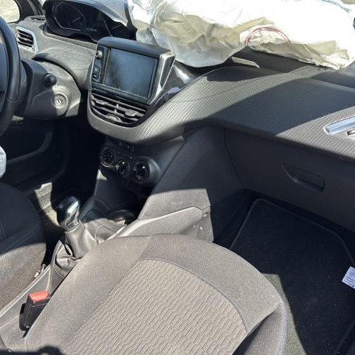 Vehicule-PEUGEOT-208%25201%2520PHASE%25202-2017-de8f5cd9db146eaa9c63cb4ca4bfcfb84c24d0e5c6db6d3cc83570f171644edc_m.jpg