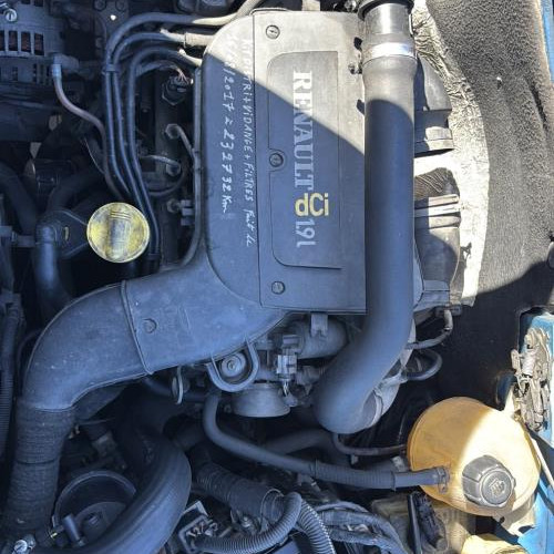 Vehicule-RENAULT-KANGOO%25201%2520PHASE%25201-2002-846750d31d0471f1d0c170e43780ad712d666b2c8260b7aed5d91cab0d01702c_m.jpg