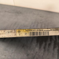 113208049-70c7a6c4-d837-4e33-9b75-d1dc5cb053ee-Piece-Condenseur-de-clim-7L0820411G-VOLKSWAGEN-TOUAREG-1-PHASE-2-ad697c61f574079a5ab8bad19dc06d3f1a75934b376a47d1eeef32fd80d7a38c_m.jpg