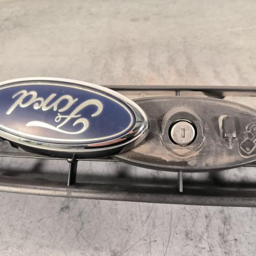 113612275-b5a508c1-a179-44f2-96a9-373d0fadba6f-Piece-Calandre-1676410-FORD-FOCUS-2-PHASE-2-CABRIOLET-7dd37c7ca7913232139b54652f21af77bc645f7e401536ff98324922fb11532d_m.jpg